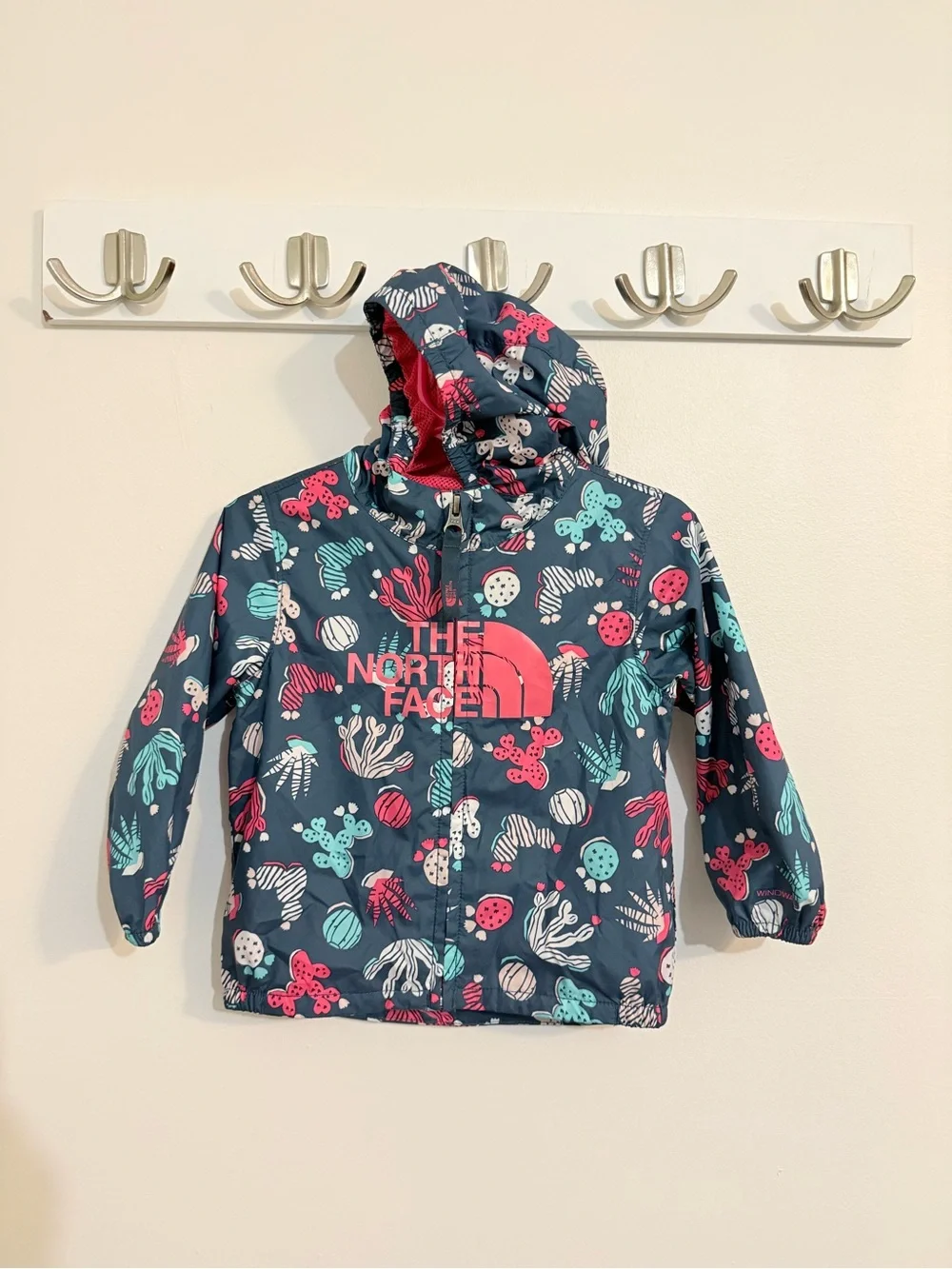 The North Face Wind Wall Kids' Navy Pink Coral Print Hooded Jacket